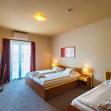 Beach Hotel 3* Siófok