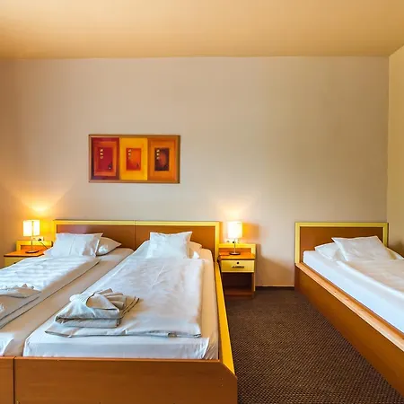 فندق Beach Hotel