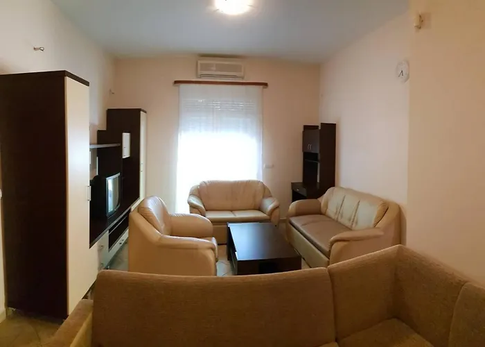 Beach Hotel Hotel 3*