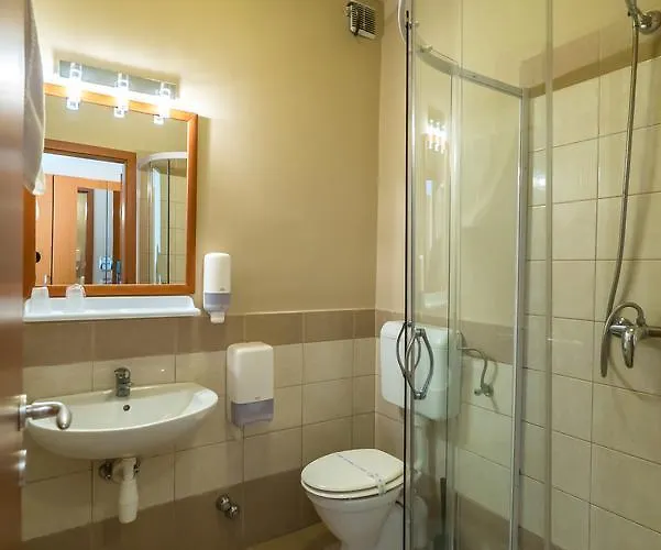 Beach Hotel Hotel 3*