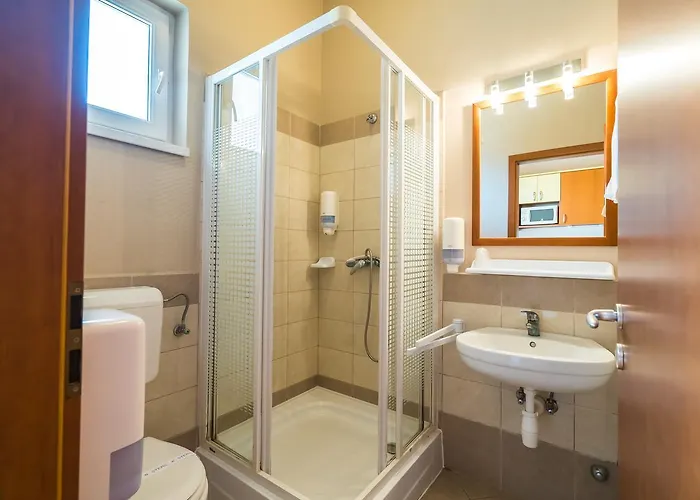 Beach Hotel Hotel 3*